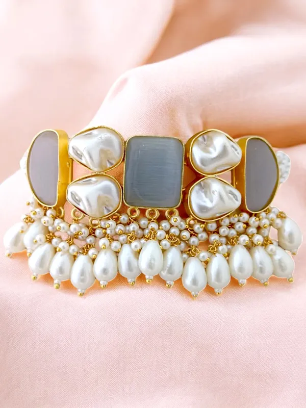 Latest_Premium_Designer_Pearl_Choker_Necklace_Set_with_Earring