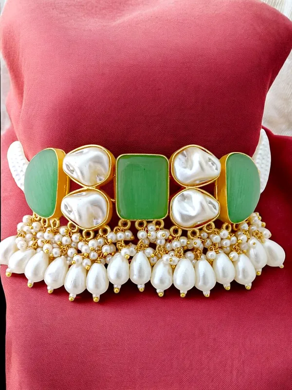 Latest_Premium_Designer_Pearl_Choker_Necklace_Set_with_Earring