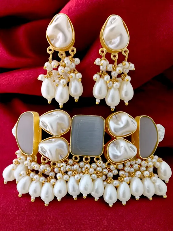 Latest_Premium_Designer_Pearl_Choker_Necklace_Set_with_Earring