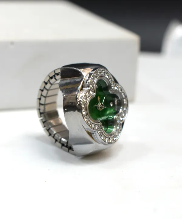 Latest_Designer_Adjustable_Silver_Ring_Watch_for_Women