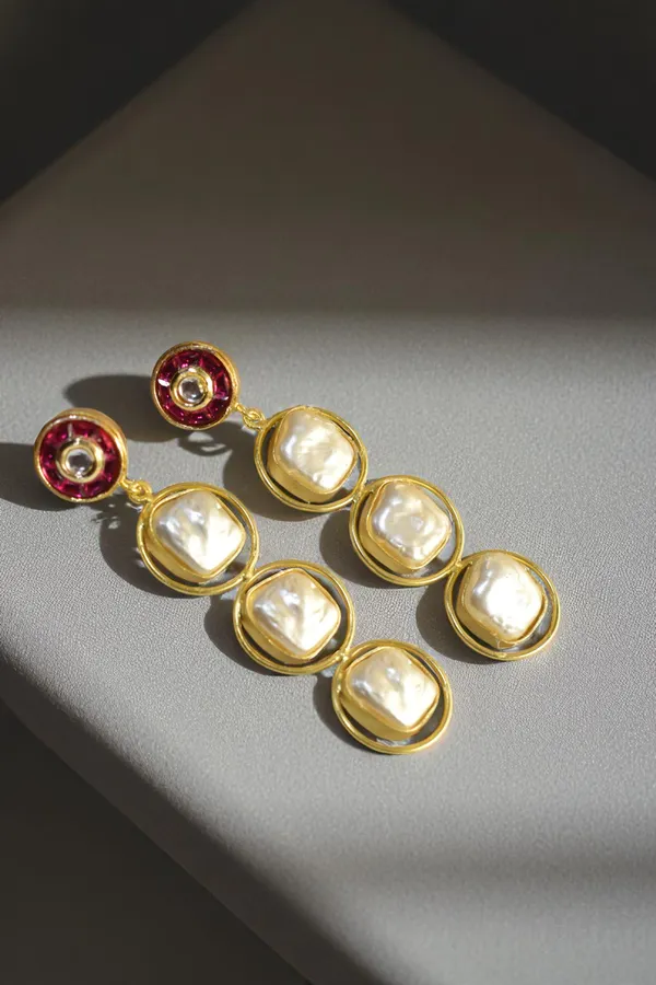 Pearl_Long_Earring_wearable_all_kinds_of_outfits