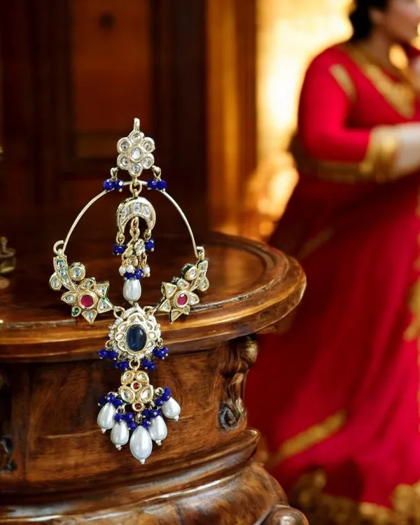 Premium_Bridal_Royal_Blue_Earring_with_Stone