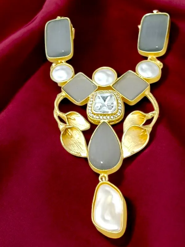 Premium_Quality_Semi_Precious_Stone_Necklace_set_with_Earring_Set_for_Women
