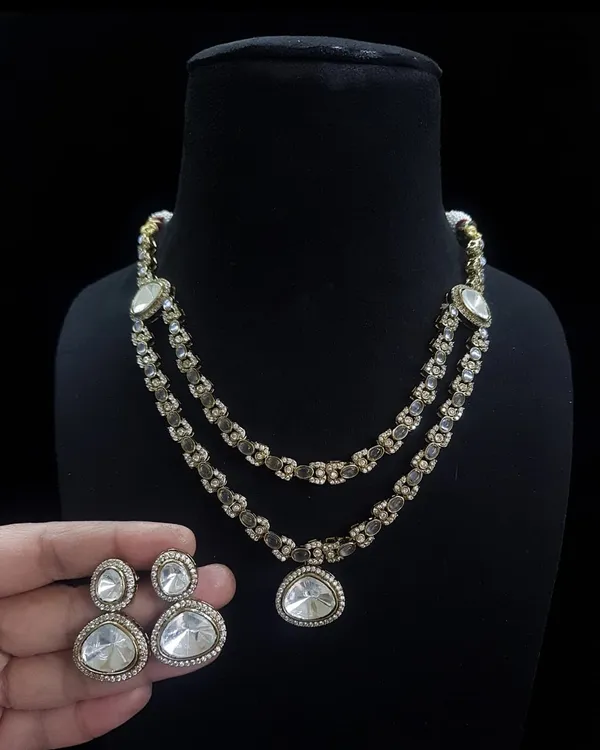Premium_Quality_Grey_Kundan_AD_Necklace_Set