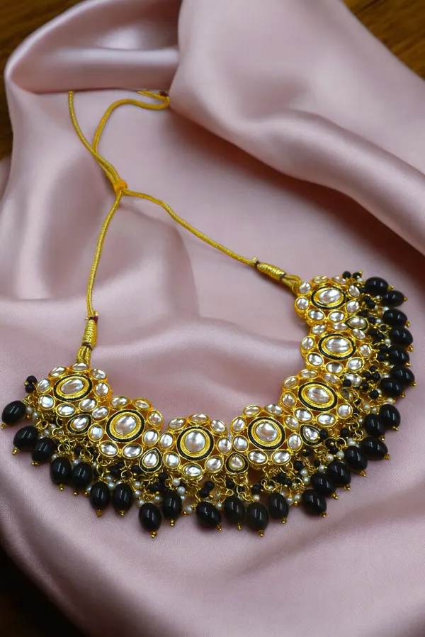 Premium_Quality_Necklace_set_With_Maang_Tikka