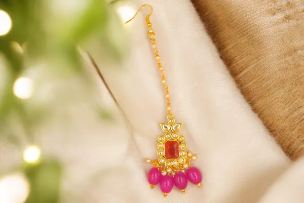 Premium_Quality_Necklace_set_with_Maangtikka