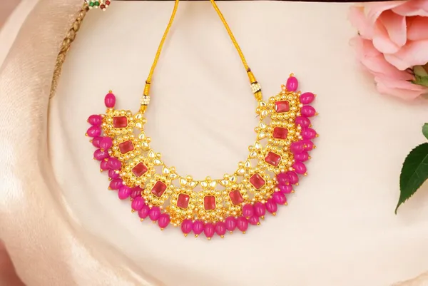 Premium_Quality_Necklace_set_with_Maangtikka