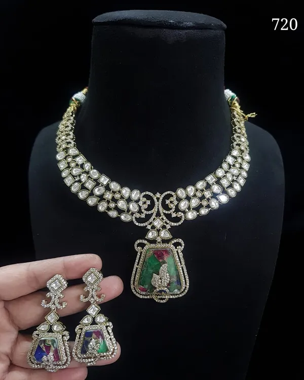 Premium_Quality_Product_Kundan_Stone_Based_Necklace_with_Earring