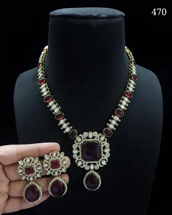 Premium_Quality_Product_Mahroon_Red_Kundan_Stone_Based_Necklace_with_Earring