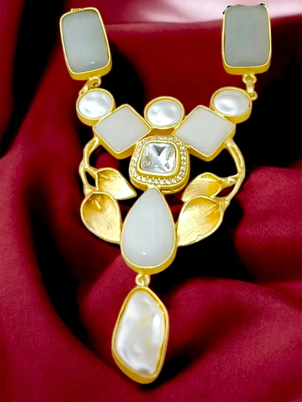 Premium_Quality_Semi_Precious_Stone_Necklace_set_with_Earring_Set_for_Women