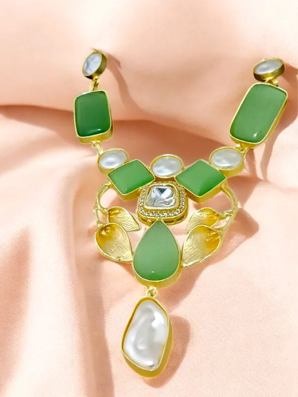 Premium_Quality_Semi_Precious_Stone_Necklace_set_with_Earring_Set_for_Women