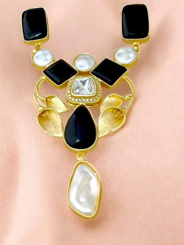 Premium_Quality_Semi_Precious_Stone_Necklace_set_with_Earring_Set_for_Women