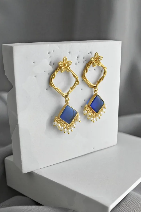 Royal_Blue_Elegant_Earring_For_Her_