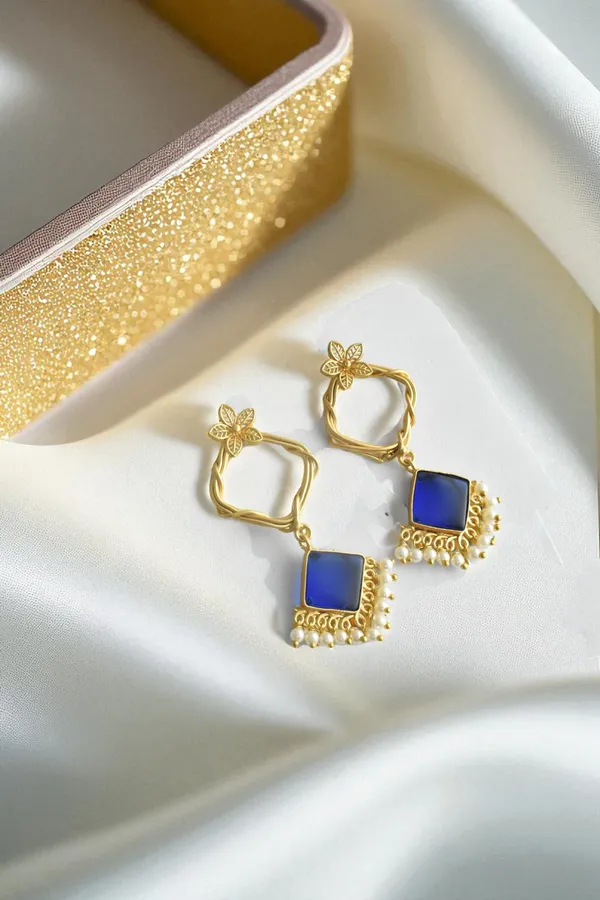 Royal_Blue_Elegant_Earring_For_Her_