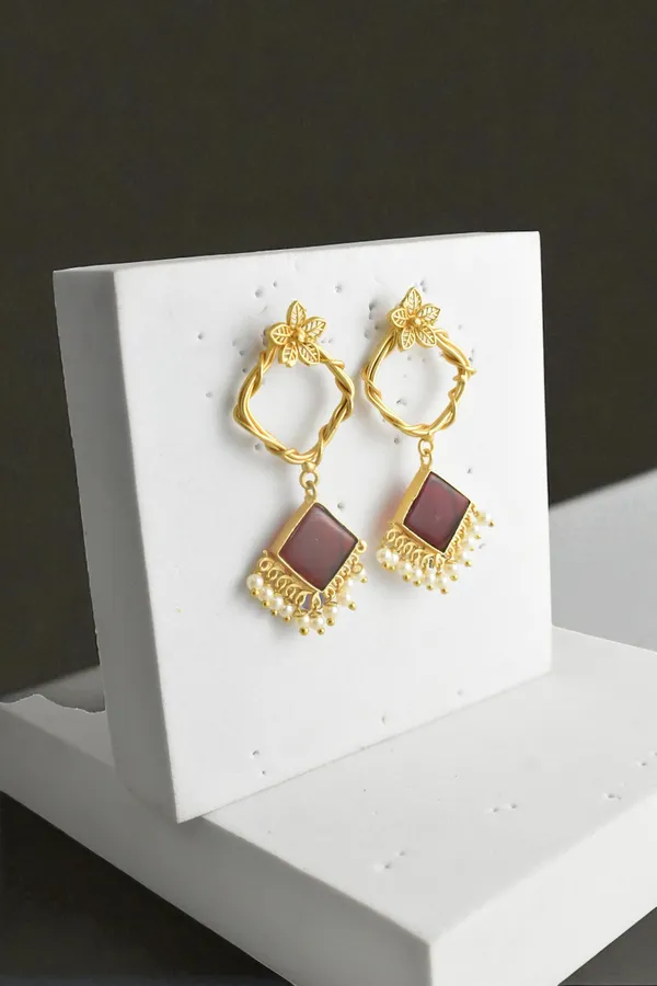 Royal_Maroon_Elegant_Earring_For_Her_
