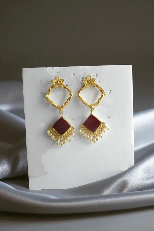 Royal_Maroon_Elegant_Earring_For_Her_