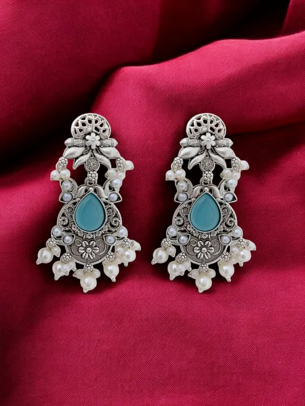 Trendy_Beautiful_Brass_Stone_Earring