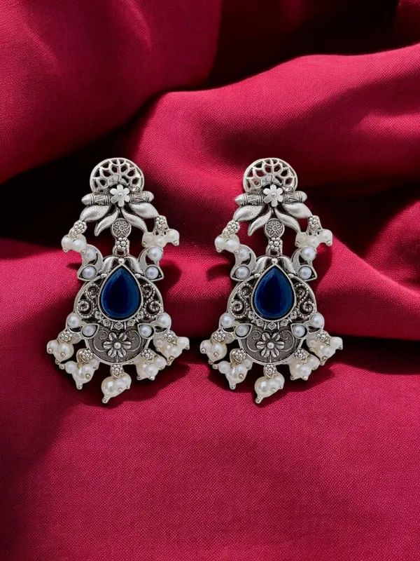Trendy_Beautiful_Brass_Stone_Earring
