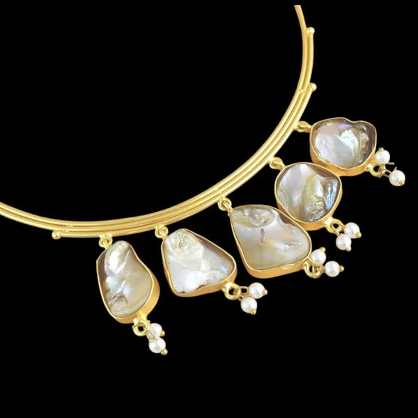 Trendy_Beautiful_Brass_Stone_Nacklace_with_Earring