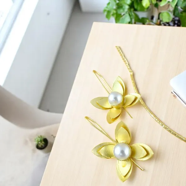 Trendy_Beautiful_Pearl_Chain_Nacklece_Set_With_Earring