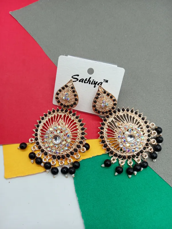 Trendy_Design_Black_Earring_For_Girls_And_Women