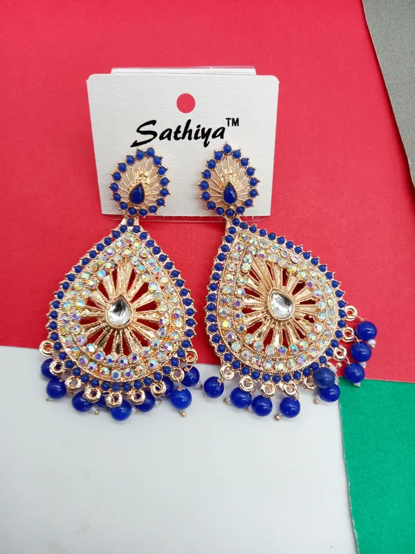 Trendy_Design_Blue_Earring_For_Girls_And_Women