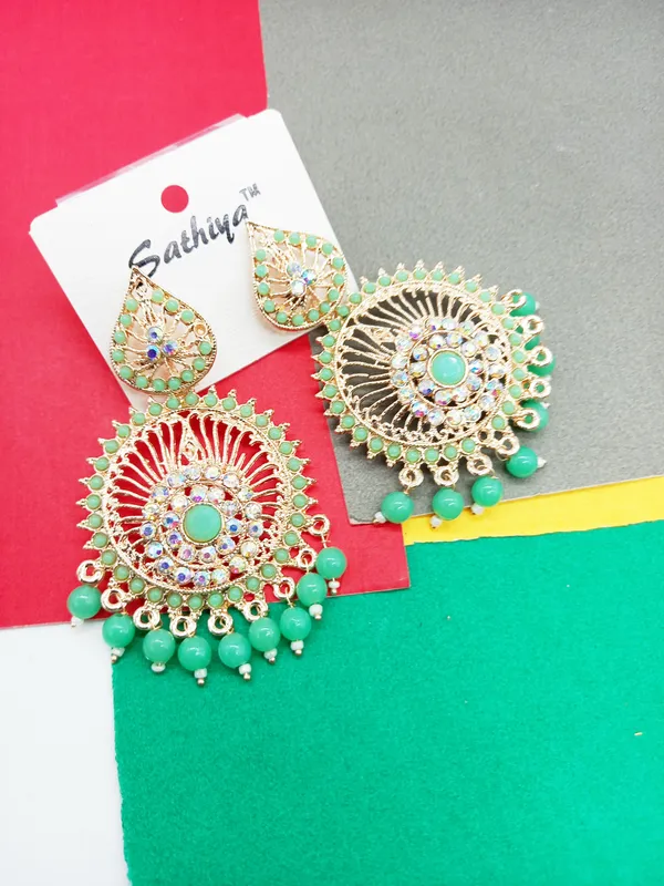 Trendy_Design_Mint_Earring_For_Girls_And_Women