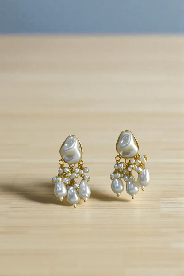 Trendy_Elegant_Chic_Nacklace_Set_With_Earring		