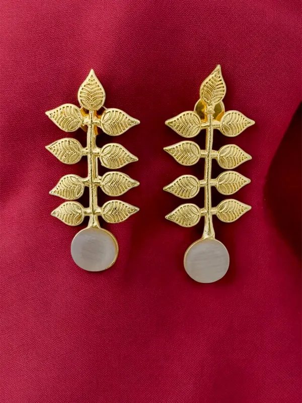 Trendy_Stone_Based_Earring