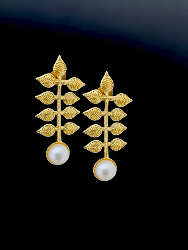 Trendy_Stone_Based_Earring