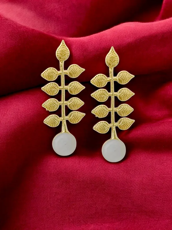 Trendy_Stone_Based_Earring