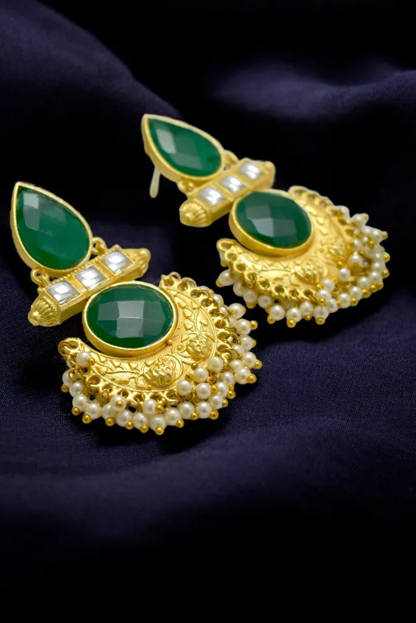 Unique_Green_and_Golden_Earrings