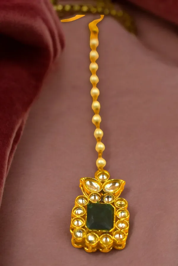 Unique_Necklace_set_with_Maangtikka