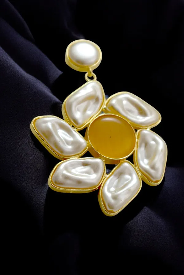 Unique_Pearl_Blossom