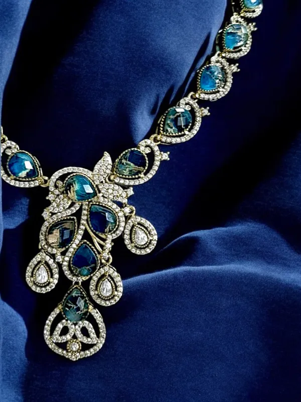 Premium_Quality_Blue_Stone_Product_with_Beautiful_Earring