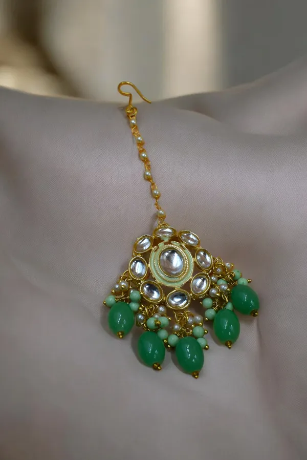 Sea_Green_Mint_Necklace_Set_and_Earrings_with_maang_Tikka