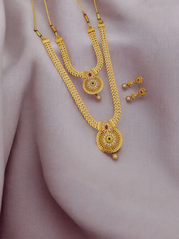 Anjali_Gold_Diamond_Necklace_Sets_For_women