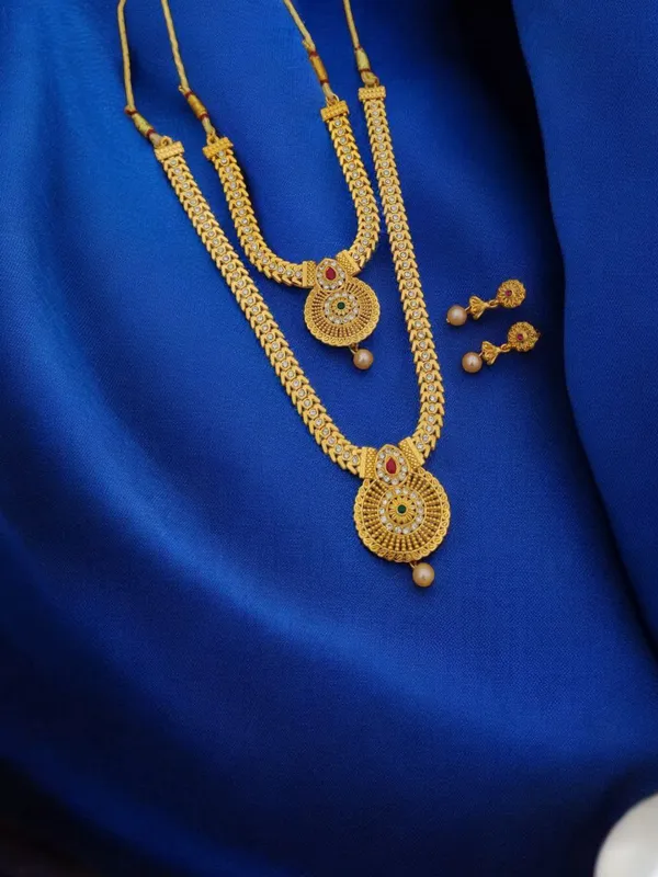 Anjali_Gold_Diamond_Necklace_Sets_For_women