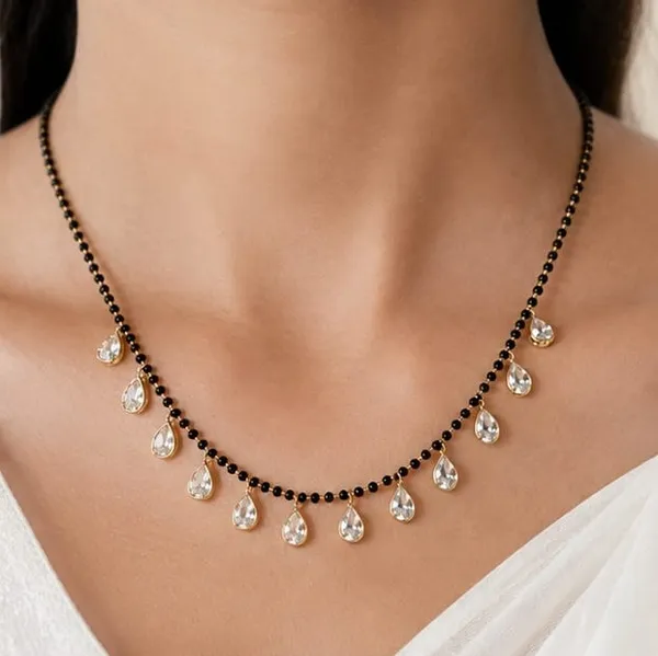 Black_Beaded_Crystal_Drop_Mangalsutra_Necklace_|_Elegant_Daily_Wear_Mangalsutra_|_VIHAL_JEWELLERY