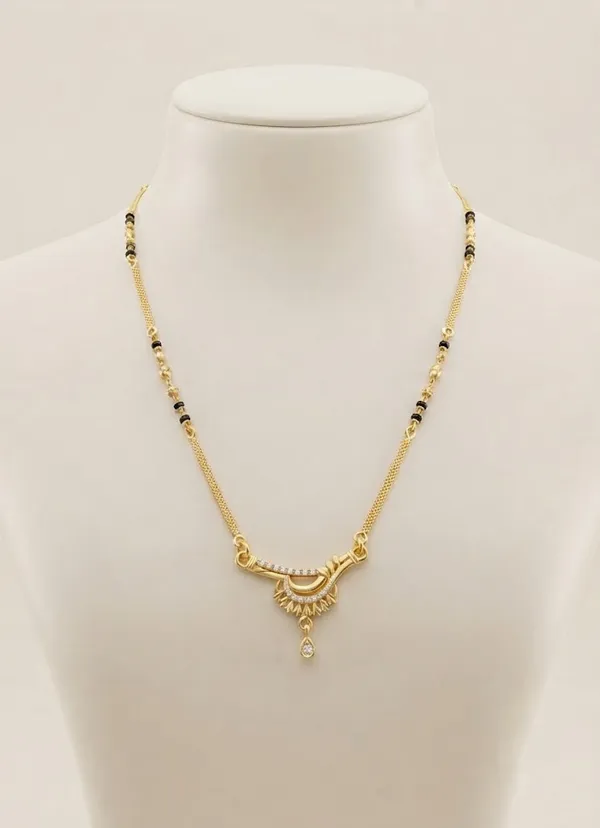 Classic_Arched_Temple-Style_Gold-Plated_Mangalsutra