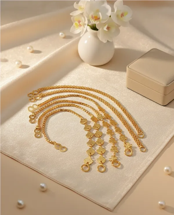 Collection_of_Delicate_Gold_Earring_Chain_