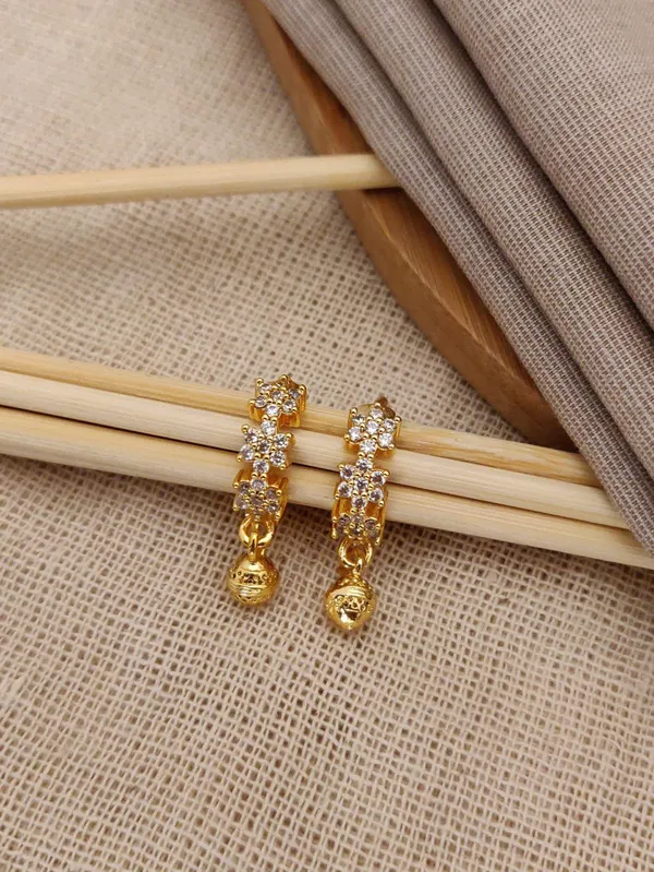 Dainty_Flowerline_Drop_Earrings