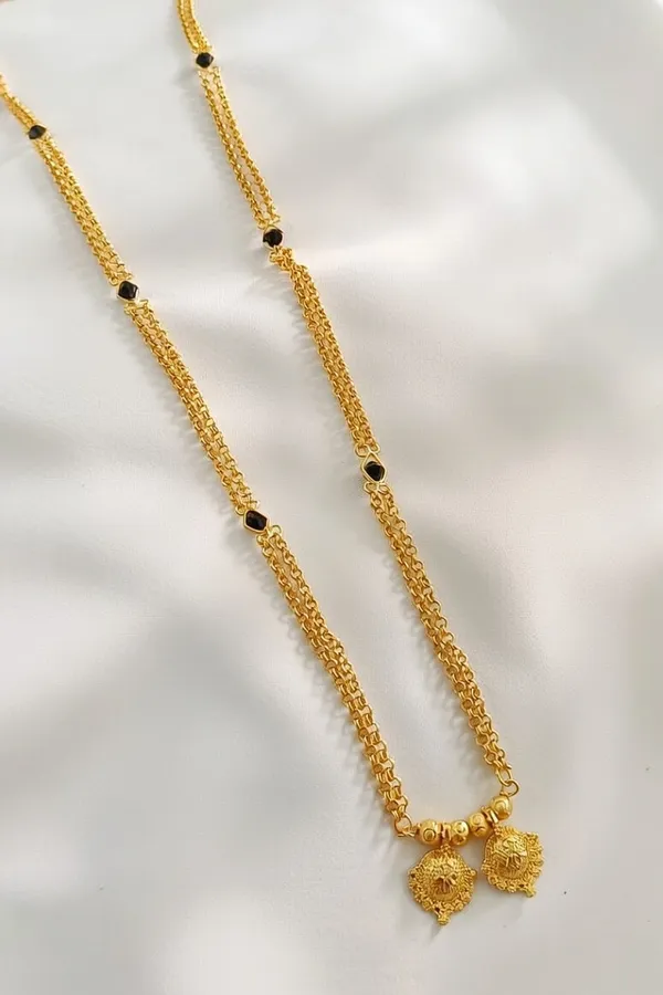 Elegant_Double-Layered_Gold-Plated_Wati_Necklace