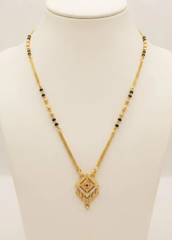 Elegant_Geometric_Square_Pendant_Gold-Plated_Mangalsutra