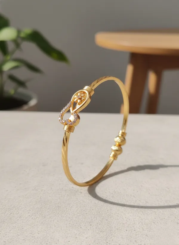 Elegant_Gold_Plated_Infinity_Heart_&_Floral_Kada_Bracelet