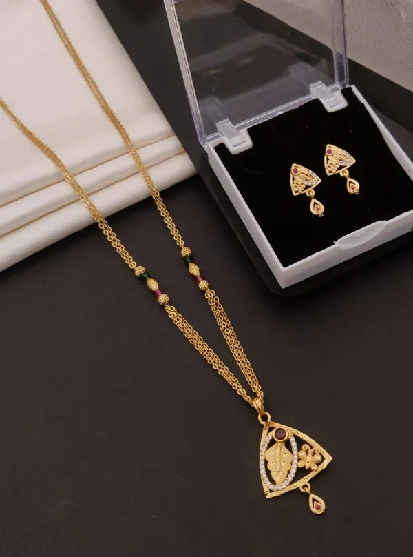 Elegant_Gold-Plated_Triangular_Pendant_Mangalsutra_Set_with_Matching_Dangling_Earrings