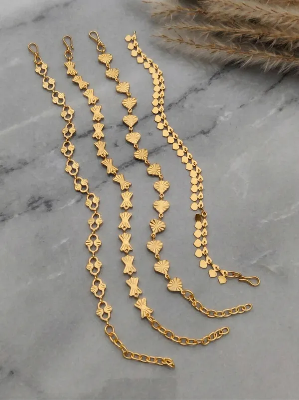 Elegant_Gold-Toned_Bracelet_Collection