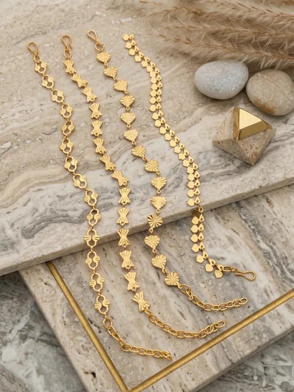 Elegant_Gold-Toned_Bracelet_Collection