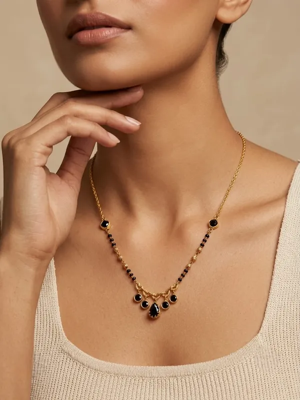 Elegant_Gold_and_Black_Beaded_Mangalsutra_Necklace_|_Modern_Traditional_Indian_Jewelry