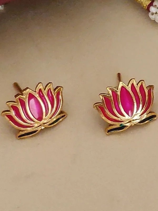 Elegant_Pink_Lotus_Enamel_Necklace_with_Matching_Stud_Earrings